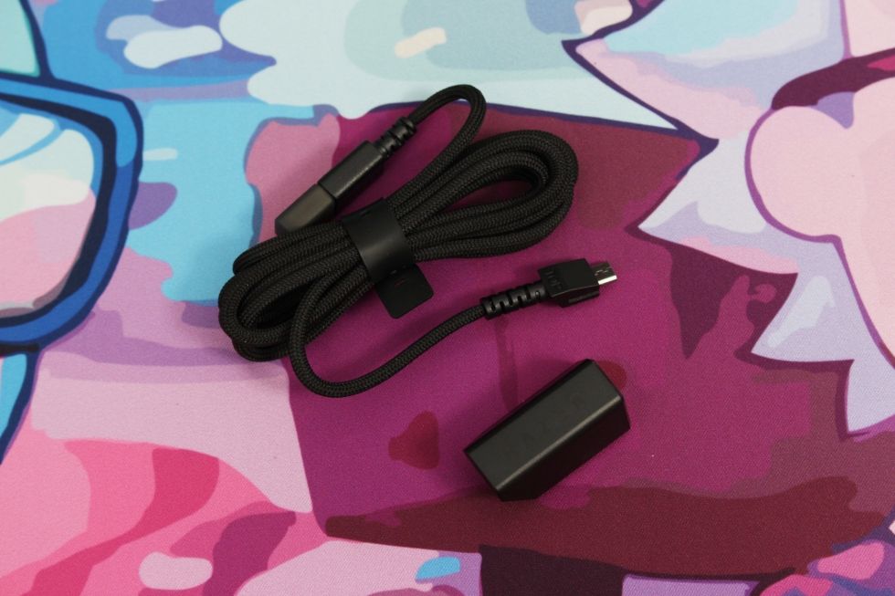 类似那伽梵蛇六芒星的鼠标,雷蛇巴塞利斯蛇鼠标评测