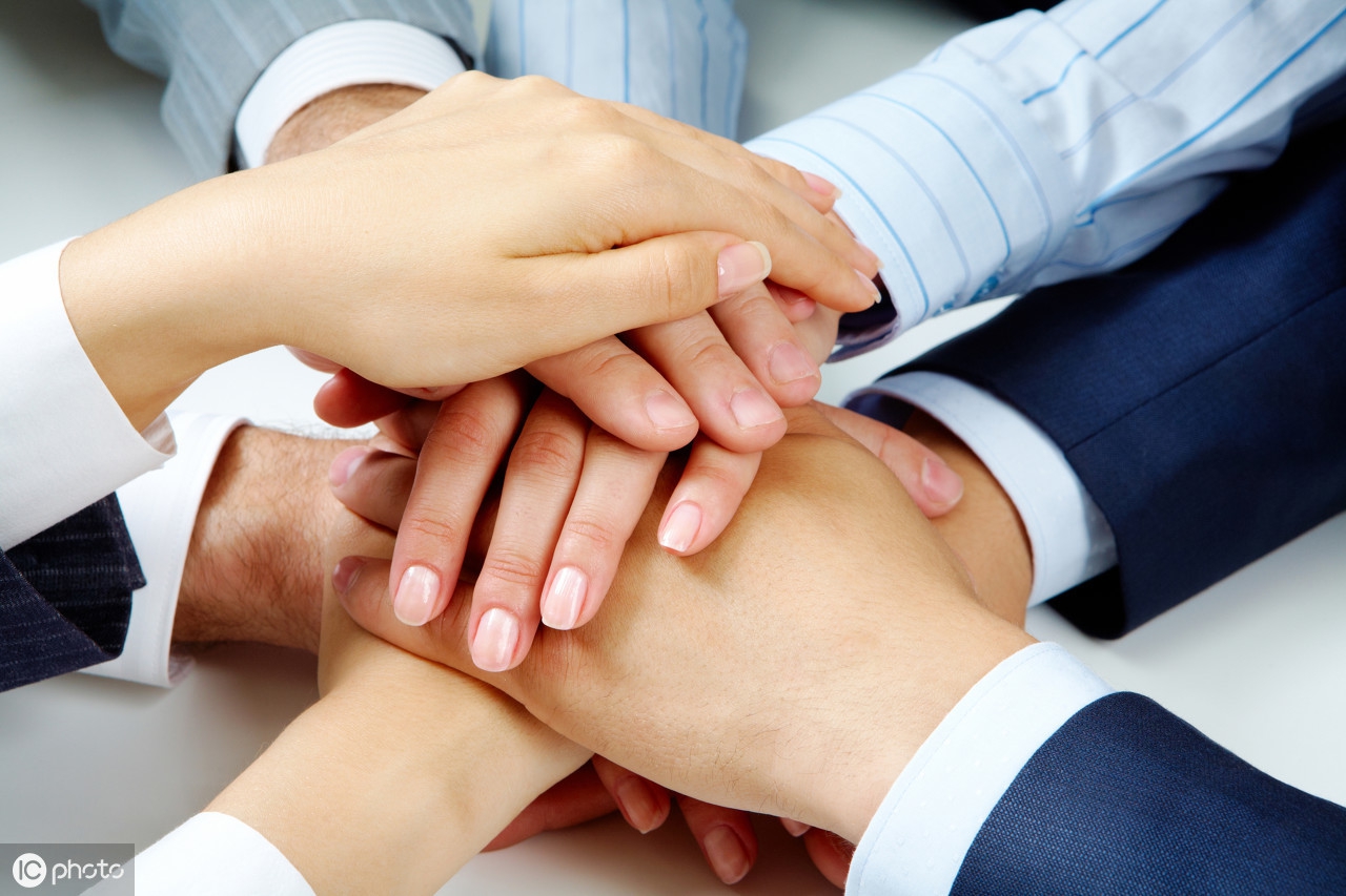 璧氶挶杞欢鏈堝叆5000,鏈堝叆5000濡備綍鐞嗚储璧氶挶