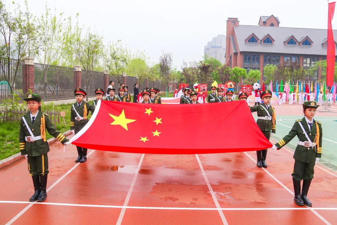 元气满满！高新一小麓湾分校第二届春季田径运动会活力来袭