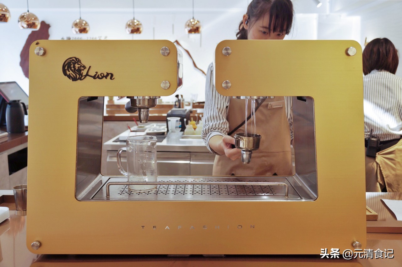 探访重装升级后的“世界级认证”奶茶铺