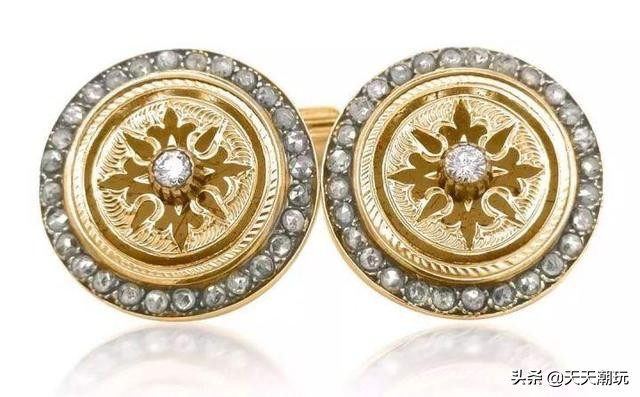 身上戴了很多首饰的男人是什么人,戴首饰的男人是什么样的人