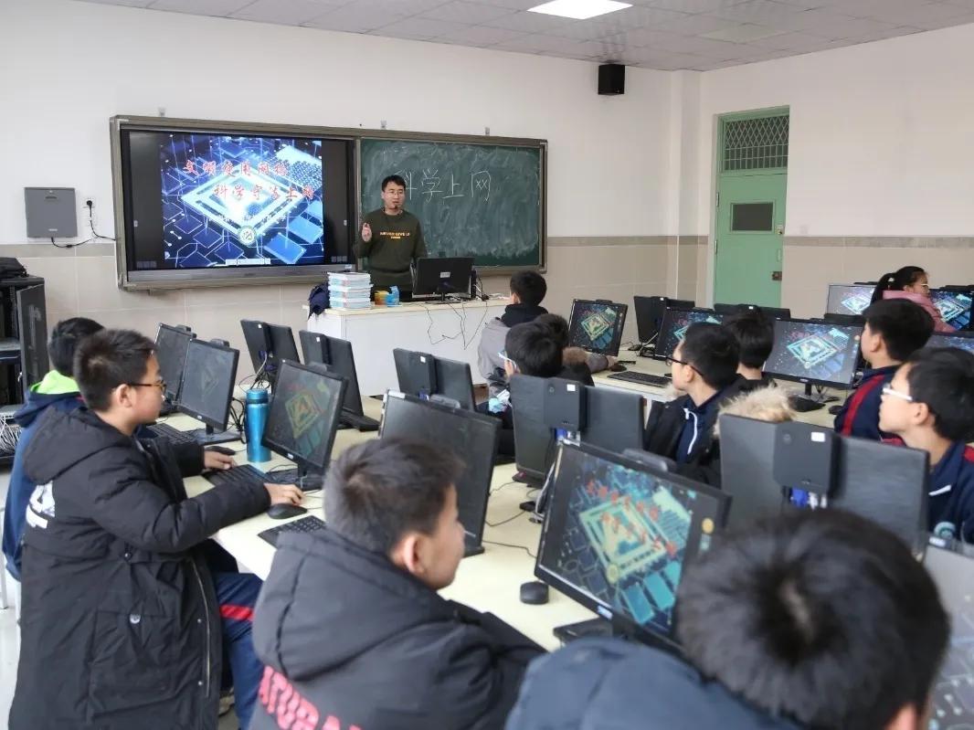 河南省实验学校许昌中学官网,2017许昌实验中学招生