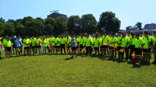 中国足球裁判总结,中国足球裁判的暖心时刻