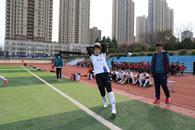 枣庄十五中北校篮球比赛,枣庄市十五中学东校足球比赛