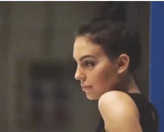 不输第一美臀，乔妹是靠它俘获C罗的心？