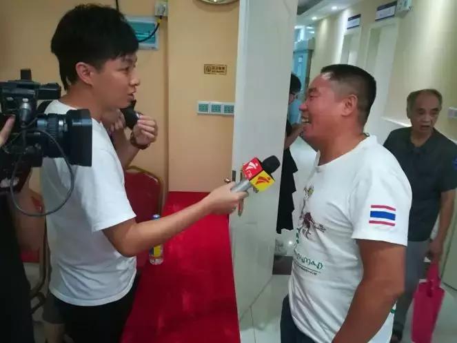 广东人可以免费种牙了,哪里有七十五岁以上老人免费种牙