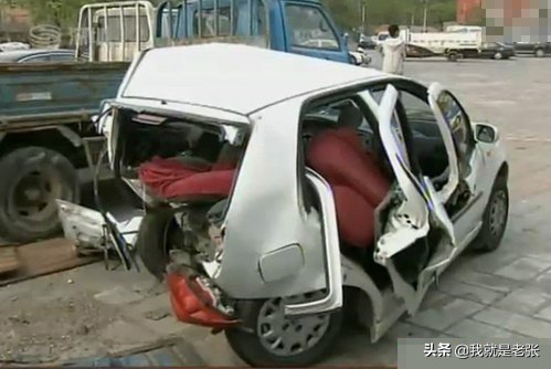 jeep大切诺基加装霸道同款拖车钩,jeep大切诺基拖车钩