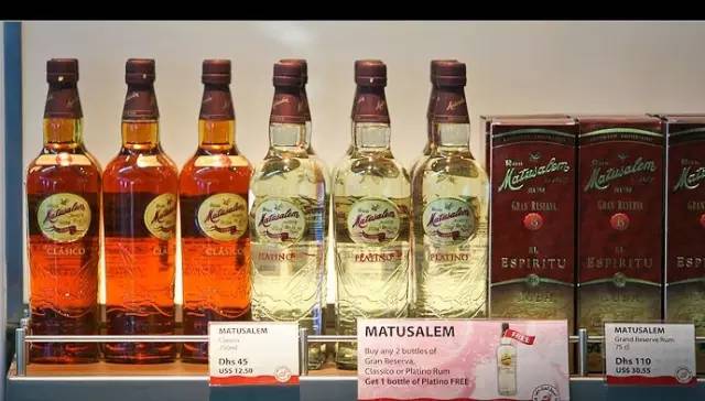 迪拜国际机场的特点,迪拜机场2号航站楼购物攻略