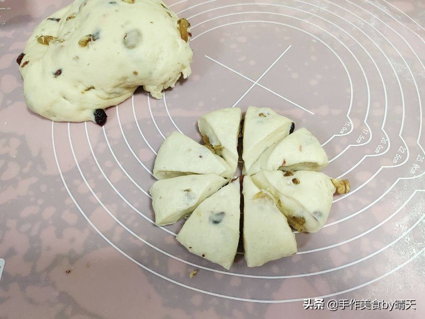 蔓越莓酸奶司康饼做法视频,蔓越莓果干司康饼图片