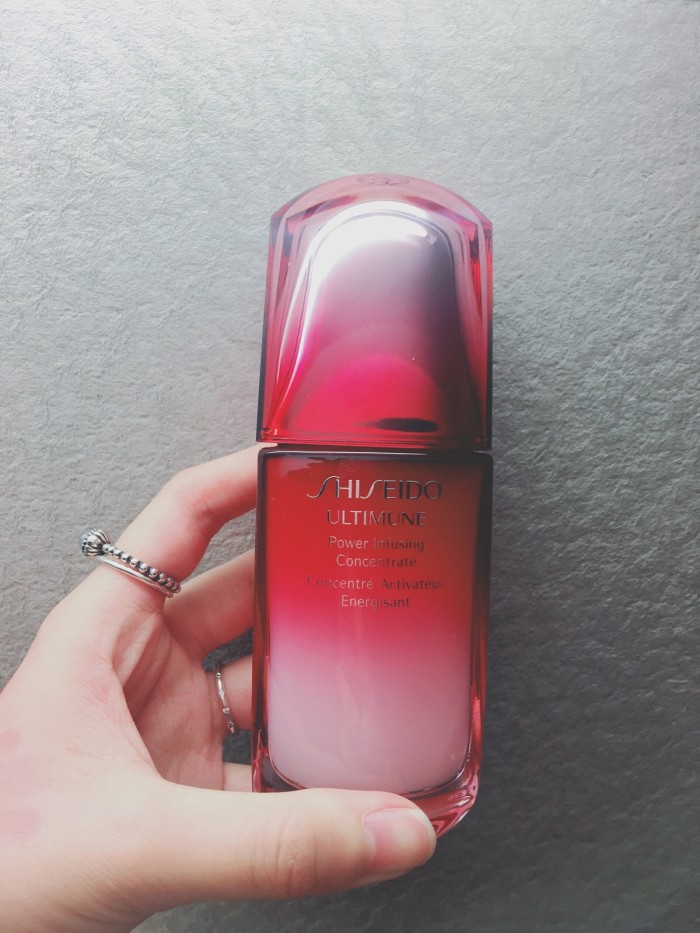 盘点五款爆红精华你该买哪个,女生必买的5款精华