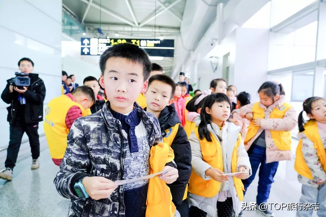 筑梦潇湘，一鹭高飞——小记者走进白鹭大讲堂