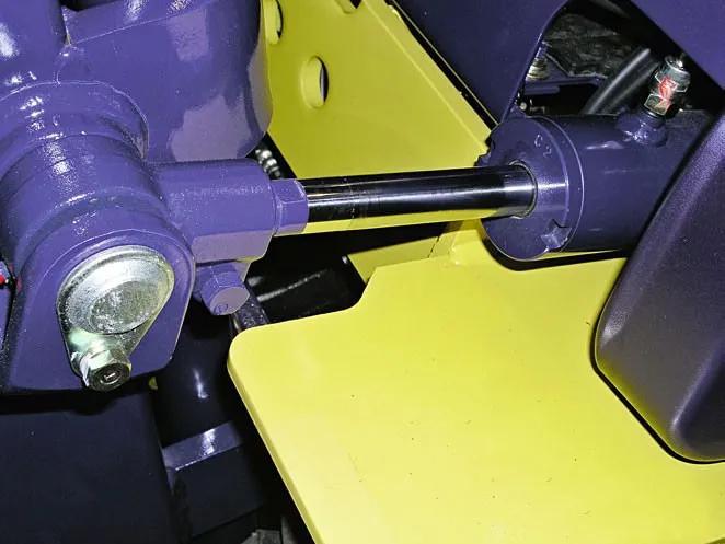 电动叉车和内燃叉车使用区别图片,内燃叉车和电动叉车的不同点