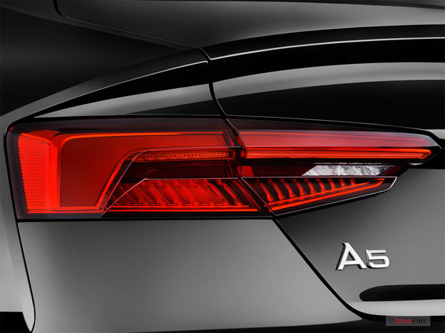 全新奥迪a5加长版曝光,奥迪a5sportback运动款纳瓦拉蓝