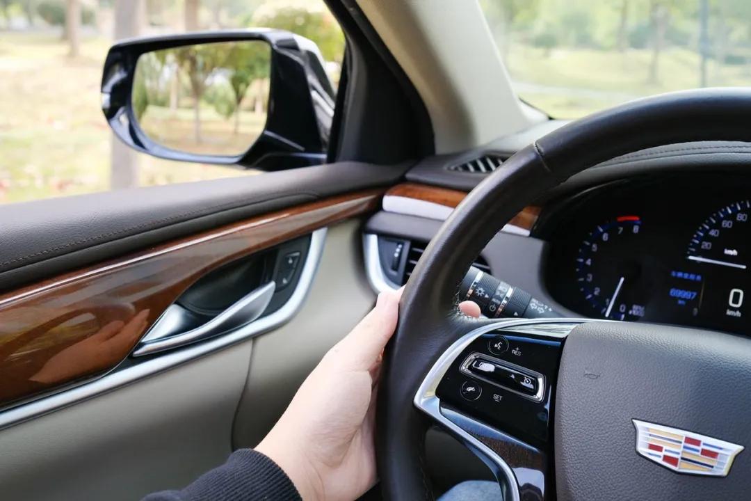 凯迪拉克xts280二手多少钱,1819款凯迪拉克xts2.0t二手多少钱