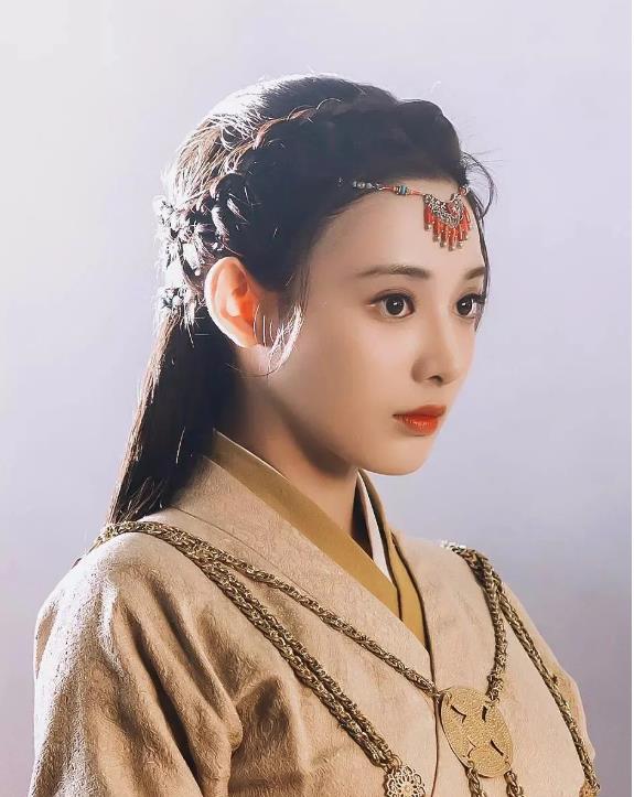 古装剧都喜欢清汤挂面头了？我们似乎忘了什么叫“精致”