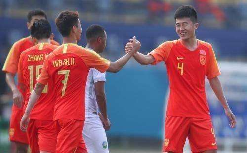 国足憾负叙利亚里皮辞去主帅职务,官宣国足最新大名单