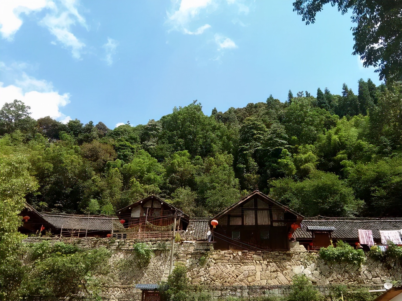 云南旅游特点小镇有哪些,比较有特点的云南小镇