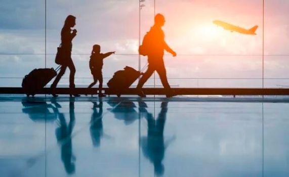 一个人带6岁娃坐飞机攻略,长时间坐飞机穿什么衣服攻略