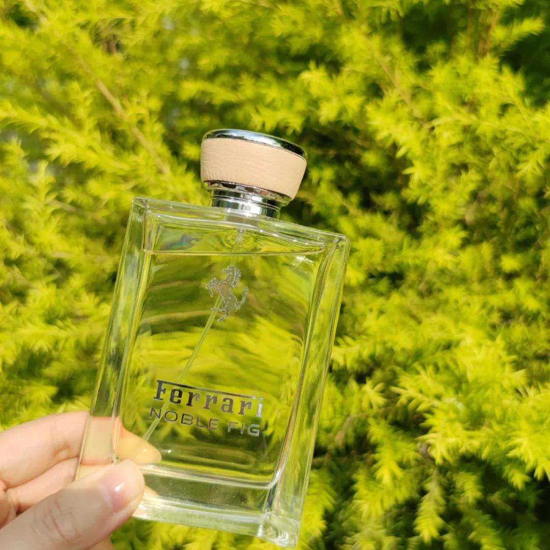 盘点香水畅销排行榜,盘点四款经典不过时的大牌香水