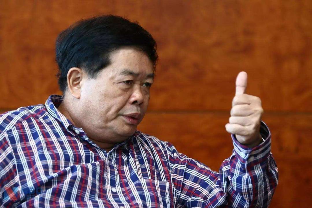 曹德旺从放牛娃到最牛慈善家,曹德旺什么时间捐100亿建大学