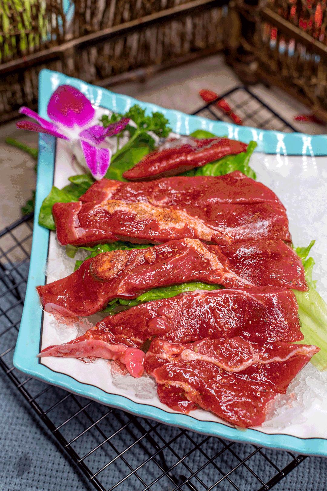 成都前十名好吃的牛排火锅,地道的牛排火锅吃起来贼过瘾