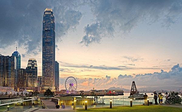 去香港澳门打工哪个工资高,去香港澳门打工可行吗