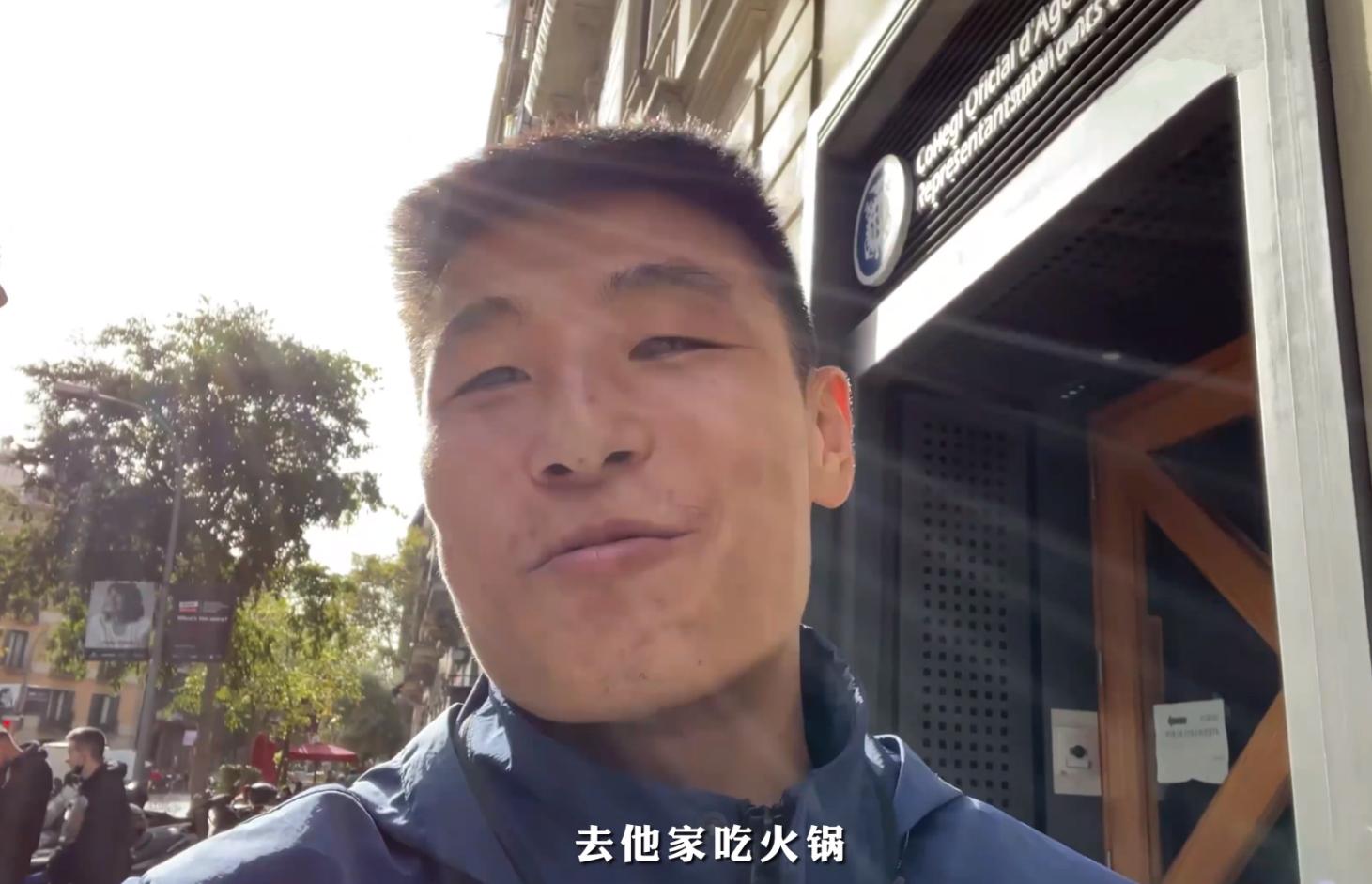 武磊表白西班牙人视频,武磊皮克赛后主动示好