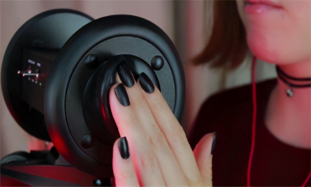 哄睡师月薪轻松过万,哄睡师月入过万