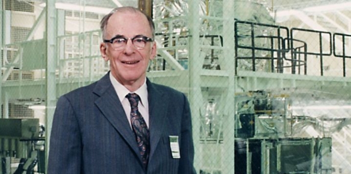 宇宙大事件哈勃望远镜,哈勃用过哈勃望远镜吗