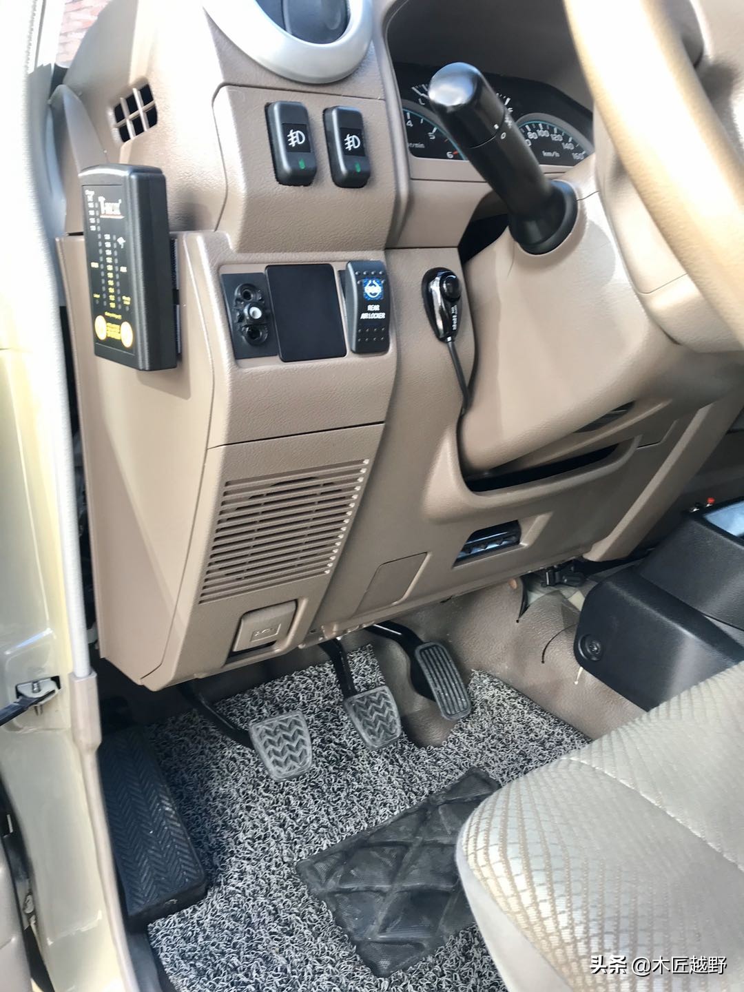 陆巡lc76二手价格,陆地巡洋舰lc76二手车值得买吗