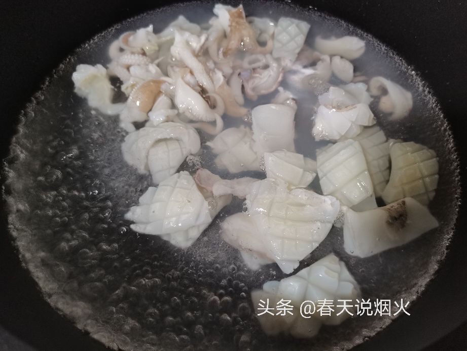墨鱼炒什么菜好吃,墨鱼炒什么菜好吃又简单