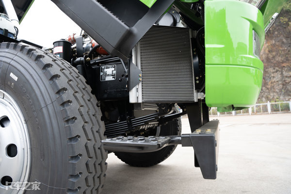 18年解放牌虎vh汽车130马力4米2,解放虎vh180马力4.2米高栏报价