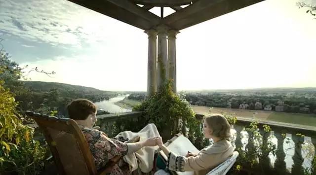 世界上第一位变性成功的人,中国第一个做变性手术的人是谁