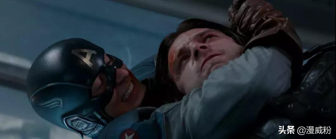 复联4美队未解之谜,复联4美队为什么把盾牌给了