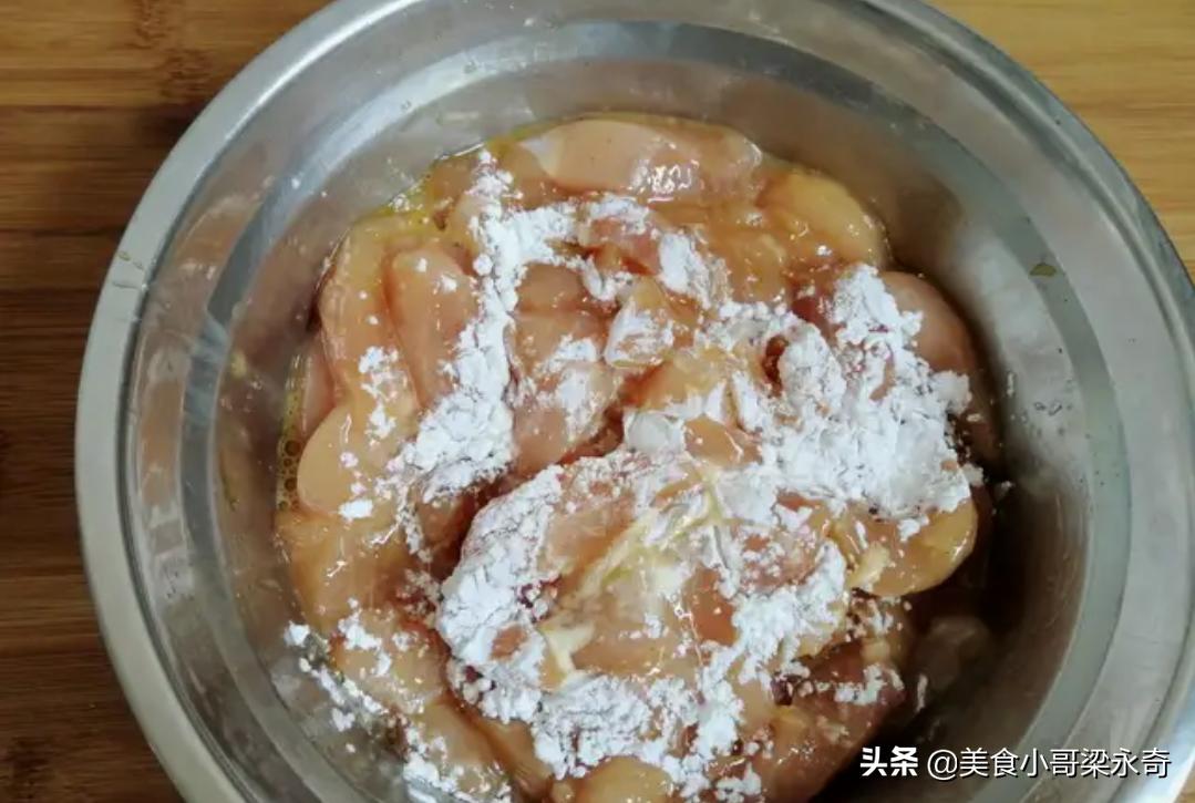 大厨炸鸡柳的做法和腌制视频,大厨秘制炸鸡配方