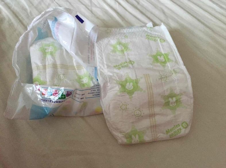 新生儿一天几次排便是正常的,新生儿每日排便几次正常