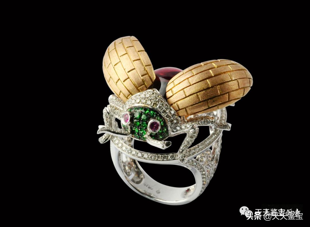 如何挑选到品质一流的翡翠戒指,翡翠戒指有哪些种类和款式