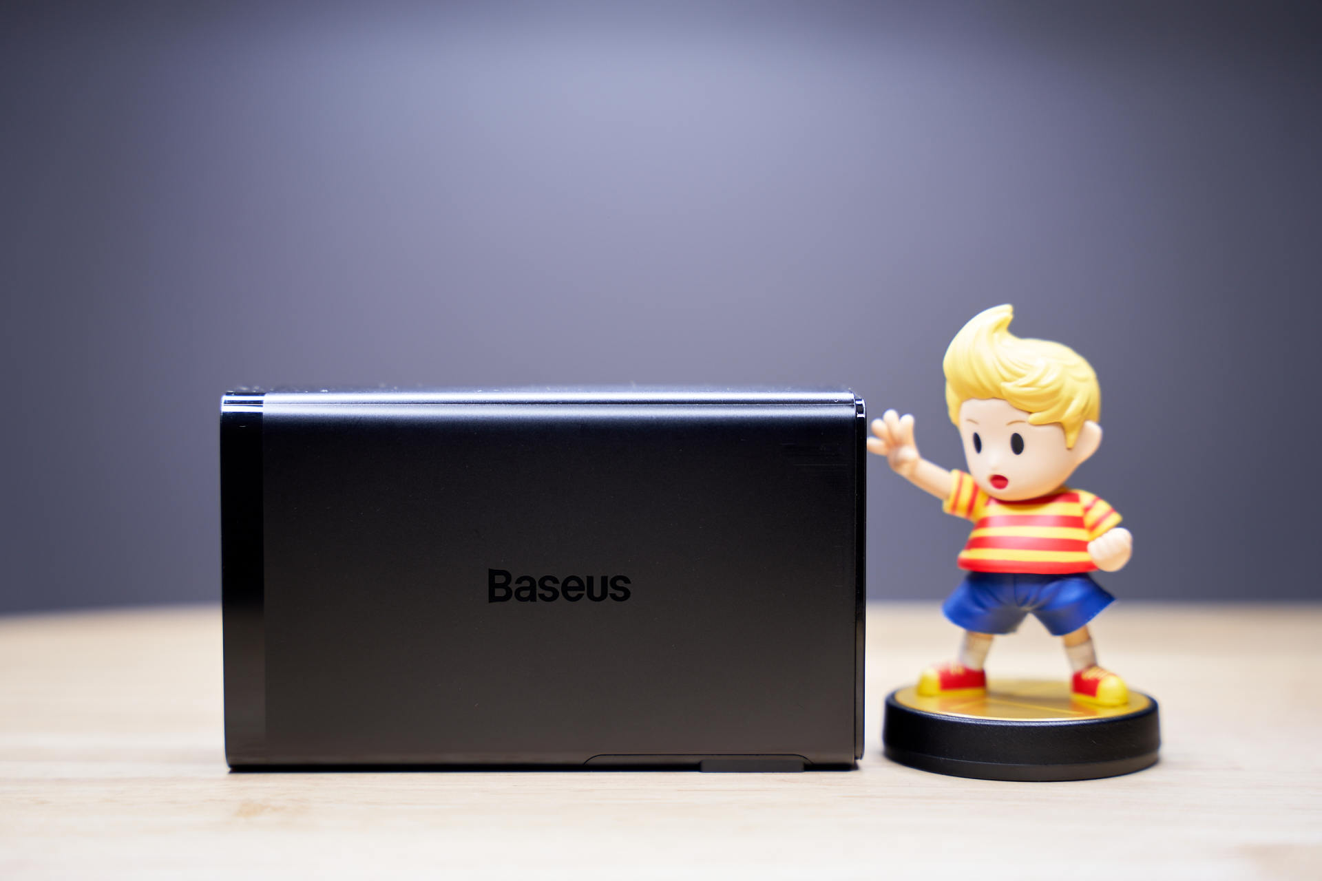 倍思能量堆充电宝,倍思无线充电宝加磁吸功能