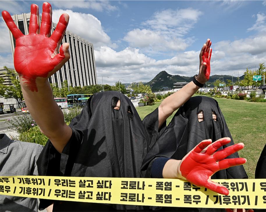 图集|LGBT群体*行游**呼吁尊重同性恋：恐同比病毒更糟