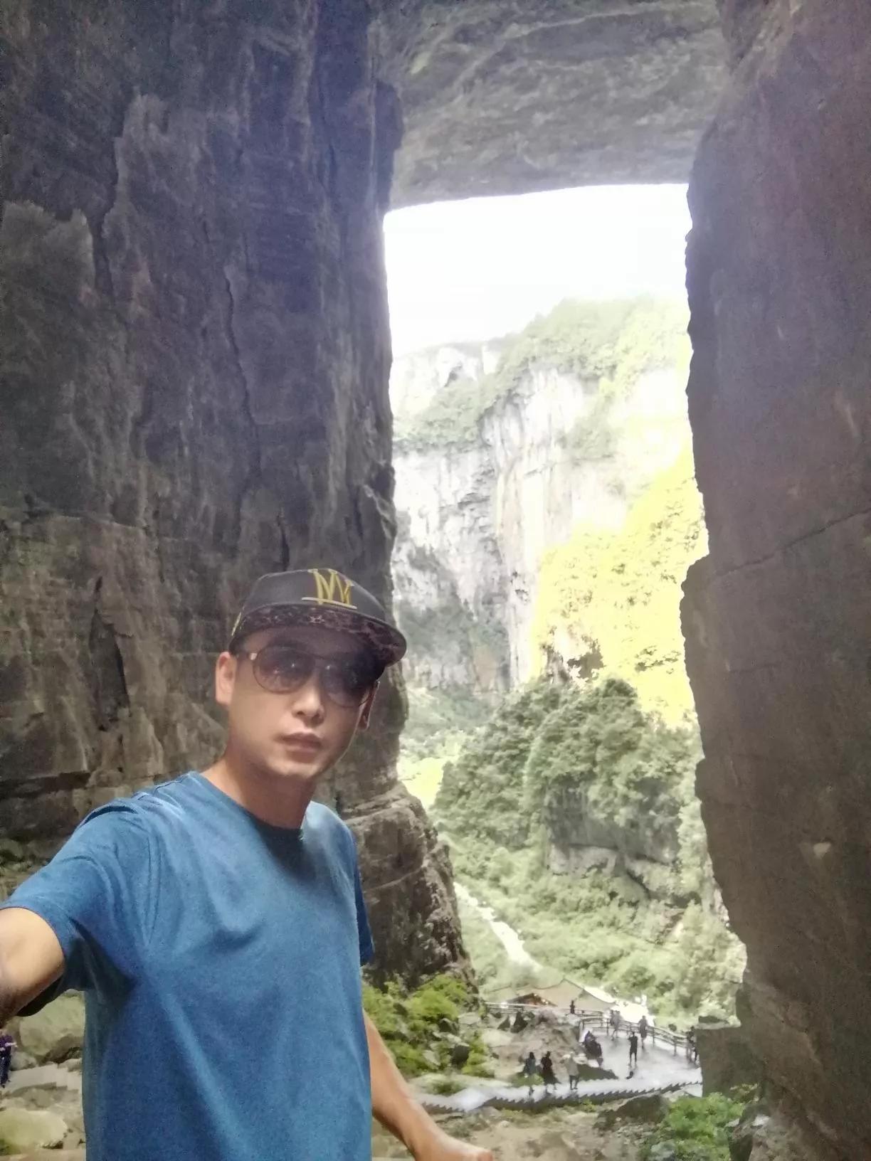 重庆武隆天坑三桥旅游一日游,重庆武隆天坑旅游详细攻略