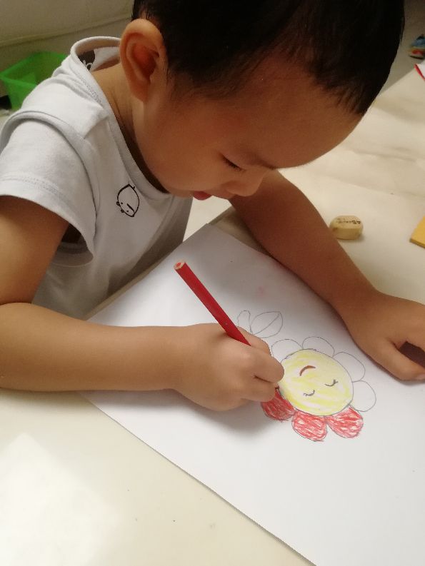 教师节学生给幼儿园老师的礼物,妈妈是老师教师节送什么礼物好