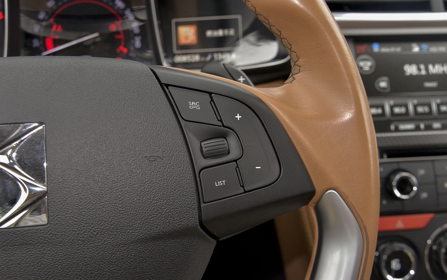 长安谛艾仕2021款全新ds6,2017款谛艾仕ds6豪华版车怎么样