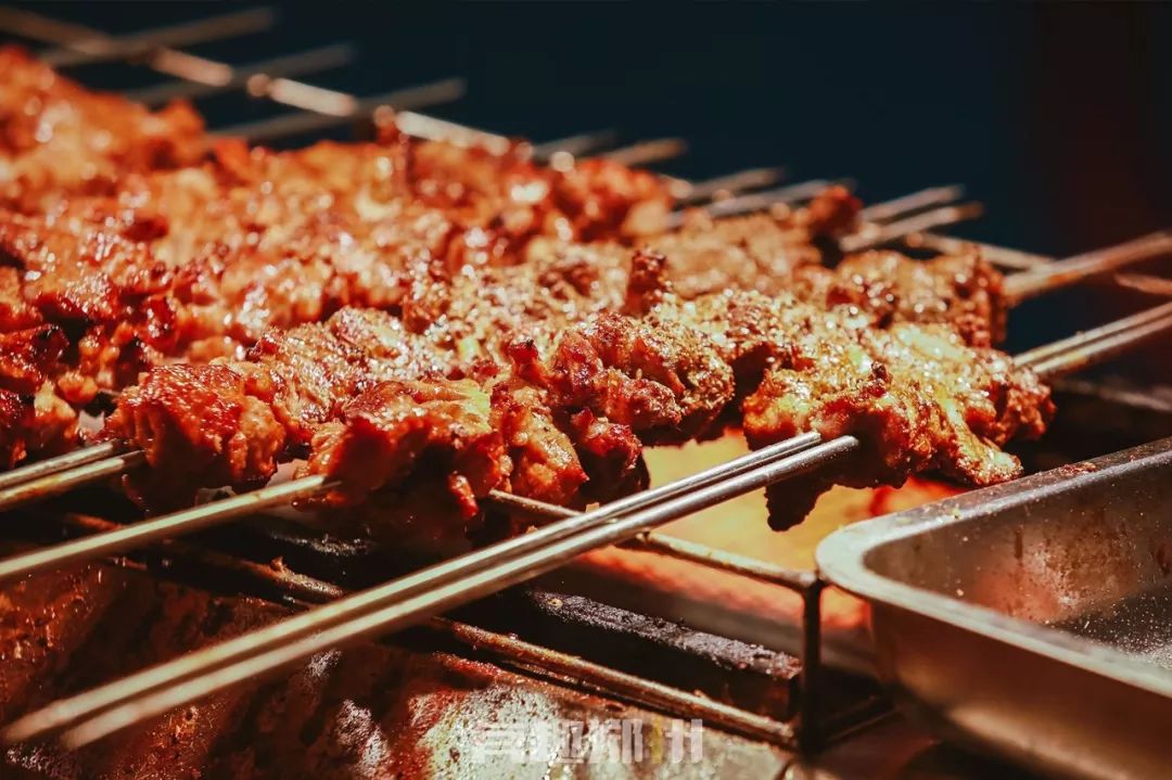 郑州深夜食光餐饮店,都市夜食记重庆