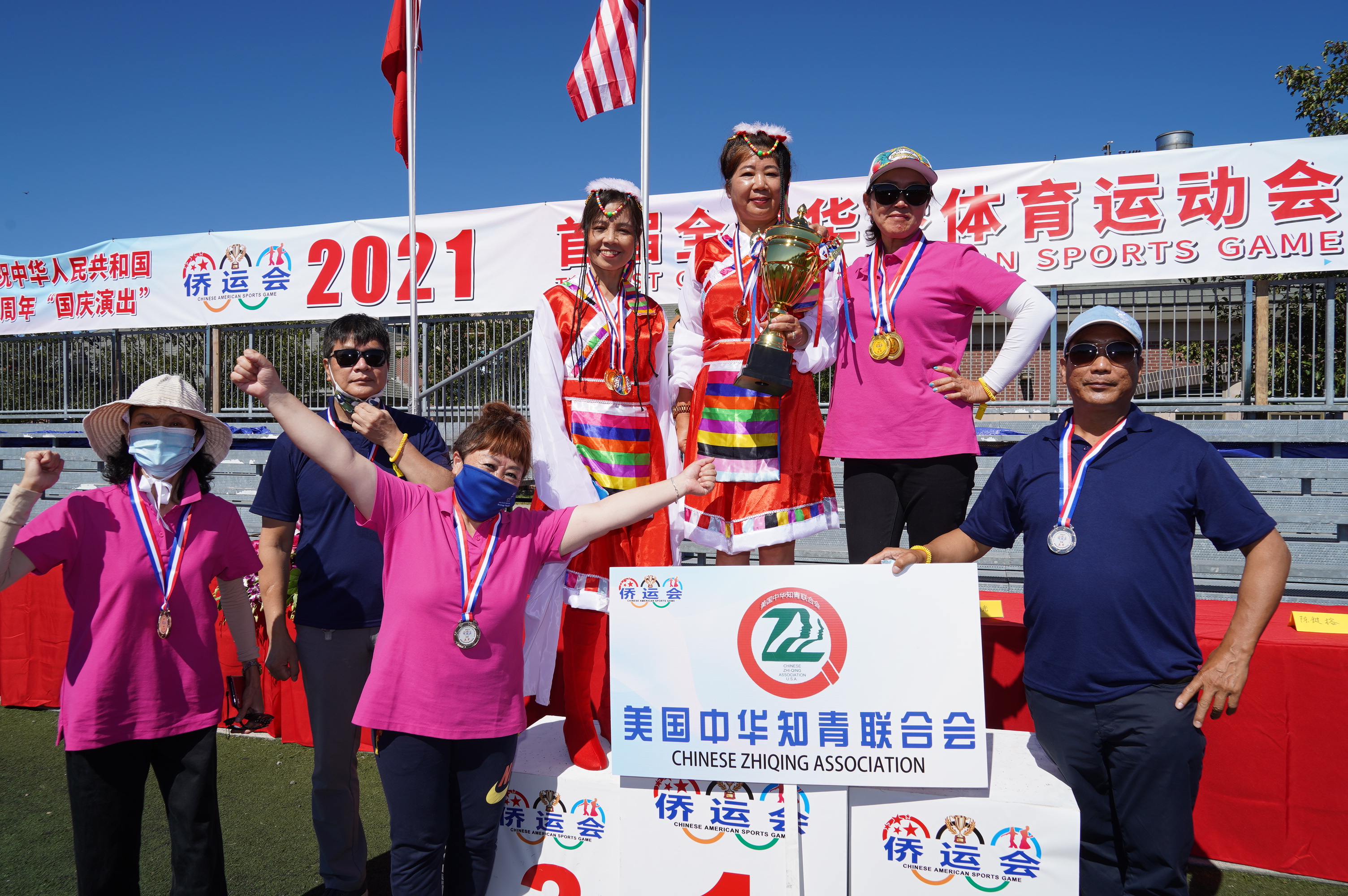 庆国庆节70周年主题活动,庆国庆节文艺汇演中国红