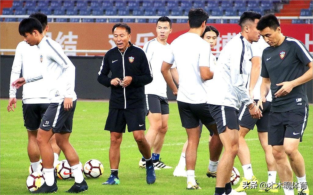 真假几何？传恒大找国安、苏宁“要”国脚，许家印打造国足全华班
