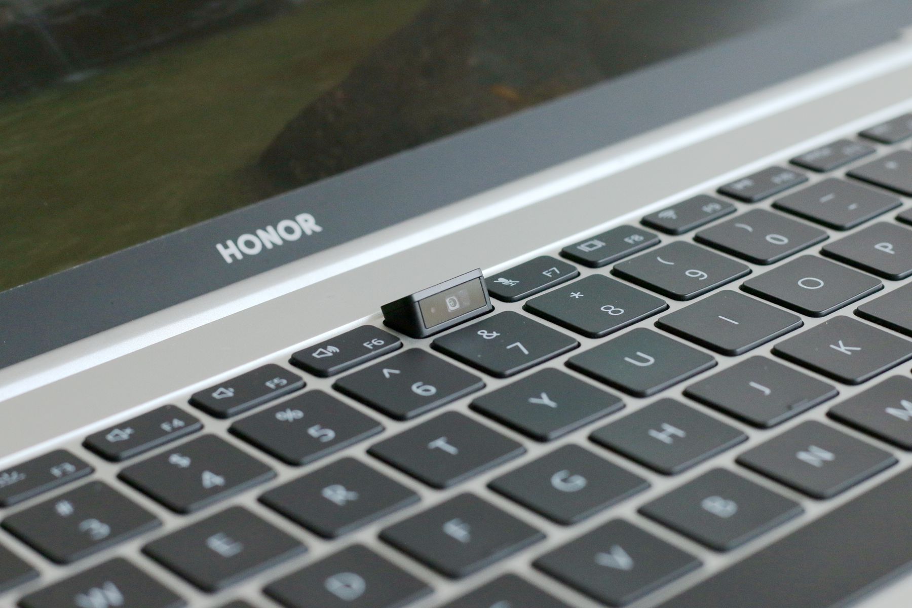 光荣magicbookpro能玩求生之路吗,光荣magicbookpro能不能玩永劫无间