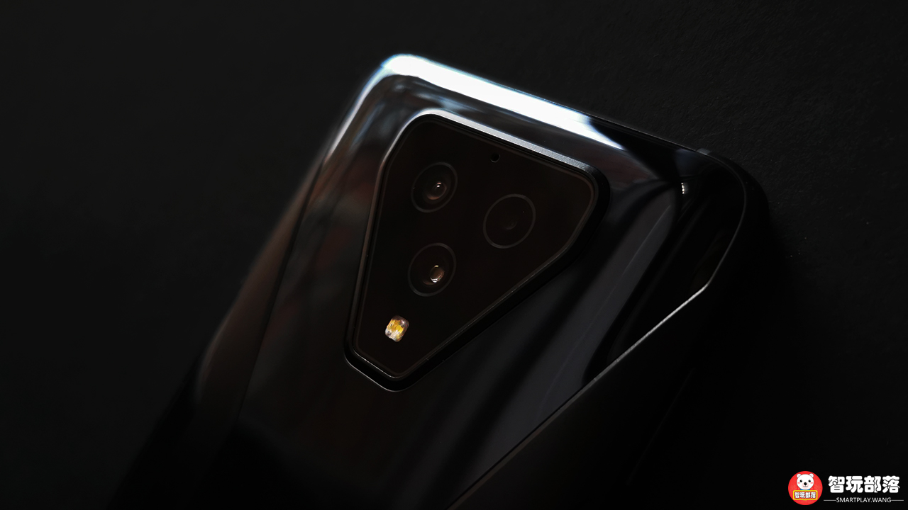 腾讯黑鲨游戏手机3评测：首款5G游戏手机，全面升级为玩家而设计