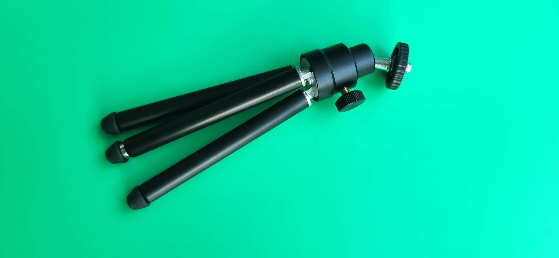 阿斯盾aw651摄像头怎么放电脑上,阿斯盾aw651摄像头如何连接到电脑