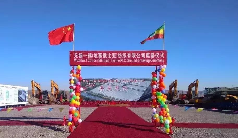 今年一百岁的她，织出全世界最细的纱