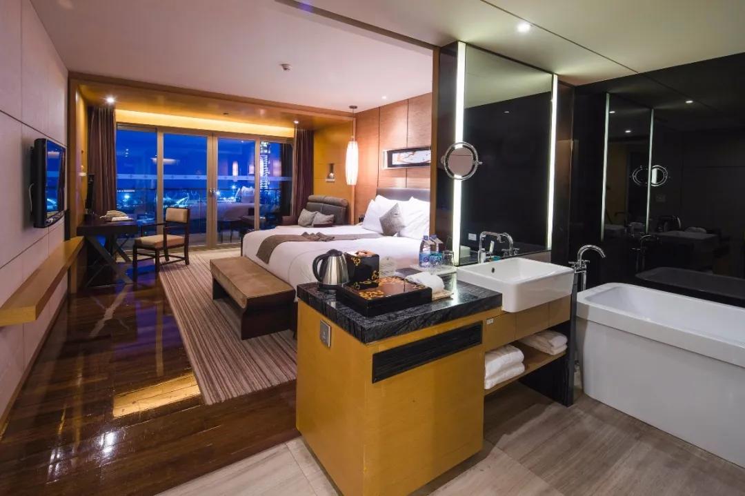 499/套含双早--享山海之景，逛奥特莱斯！海边度假新选择！